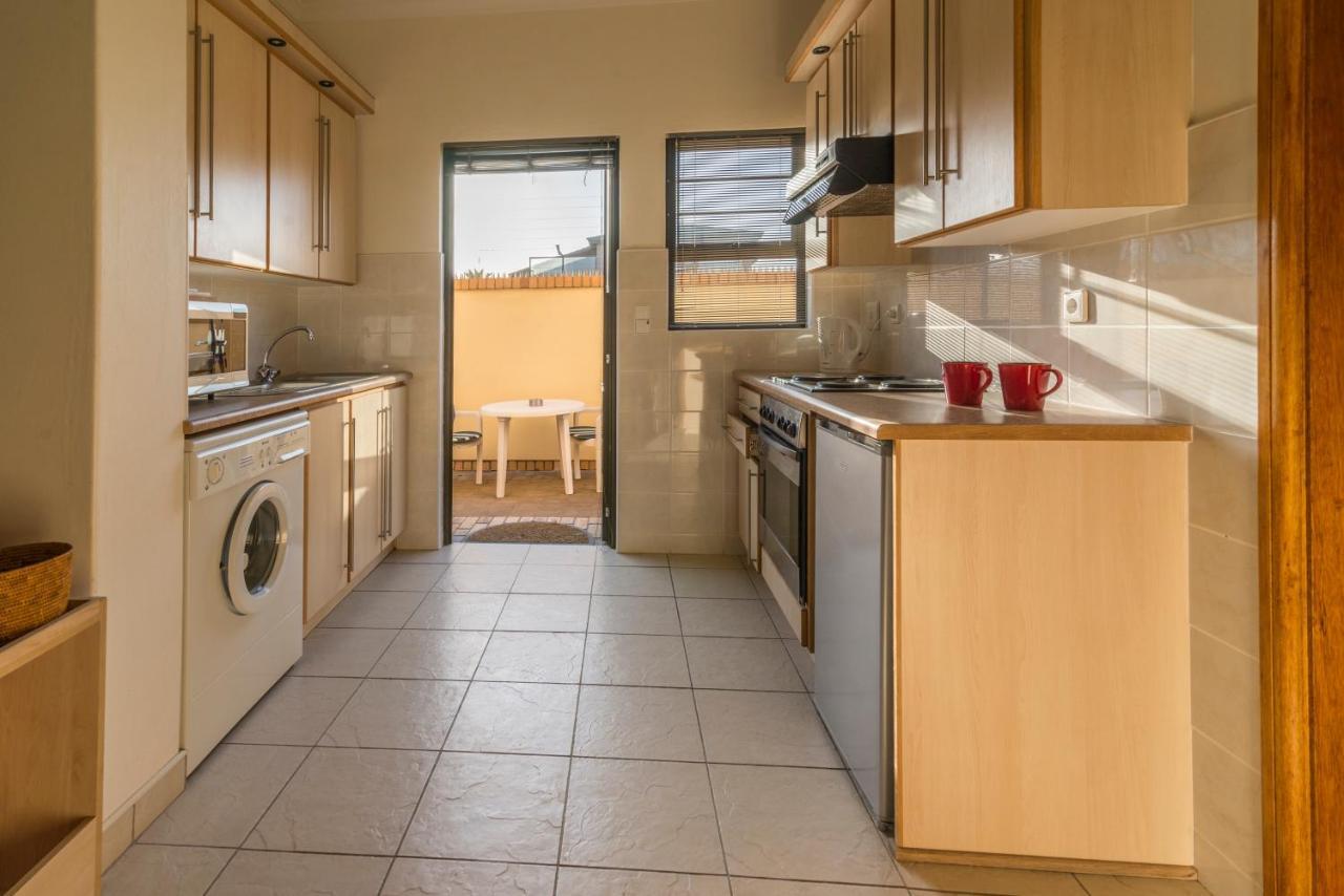 Chala-Kigi Apartments Swakopmund Kültér fotó